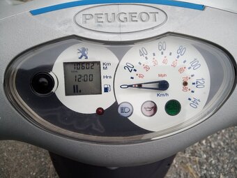 Prodám skútr Peugeot Looxor 100 2T r.v 2002 - 6