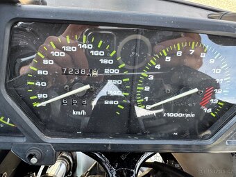 Kawasaki GPX 750r 74kW - 6