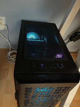 Herní PC/ RX6600 i5-10400f - 6