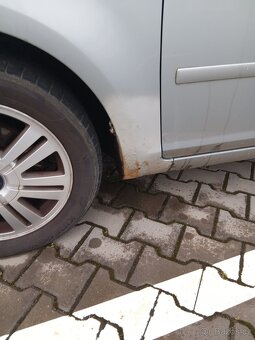 Prodám Ford Focus c- max 1,8 benzín - 6