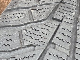 Zimní sada 215/70 R16, 114,3 - 6