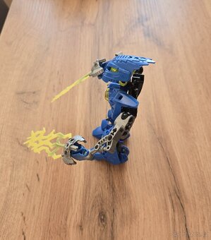 Lego Hero Factory 7169 Mark Surge - 6