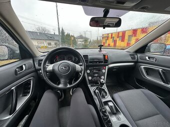 Subaru Outback 2.5 LPG - 6