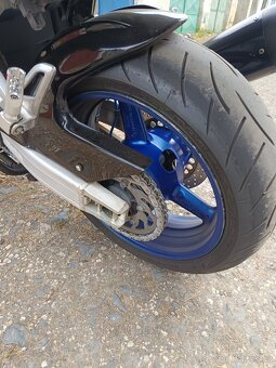 Yamaha FZS 1000 Fazer - 6
