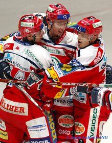 Koupím hraný dres HC Moeller Pardubice 2006/2007 - 6
