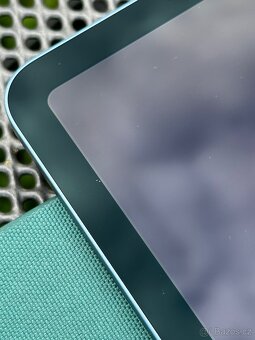 Apple iPad Air 5. gen M1 - 6