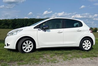 Peugeot 208 - 6