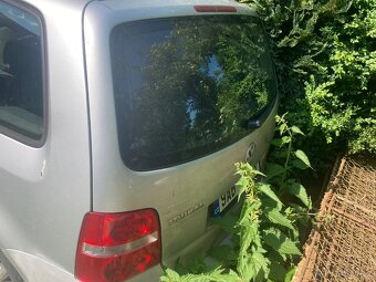 VW Touran 1,9 TDi na opravu nebo ND - 6