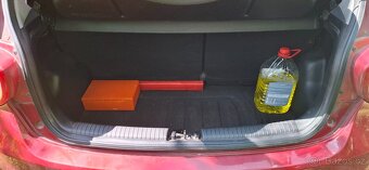 Hyundai i10, 1.0i, r.v. 2015, poškozený motor - 6