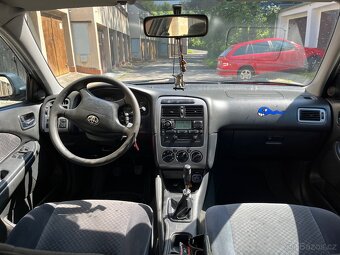 Toyota Avensis 1.8 VVTI - 6
