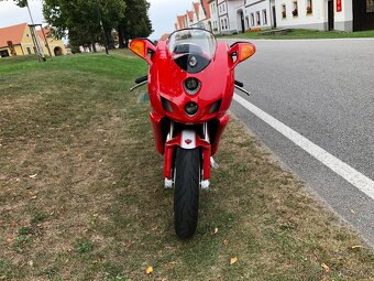 Ducati 749 r. 2006 - 6