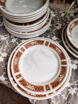 Anglický vintage porcelánový set talířů - 6