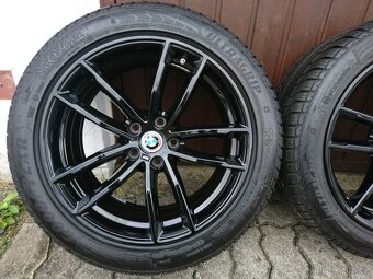BMW 5 G30,31 18" M 662 originální zimní kola 245/45/18 5x11 - 6