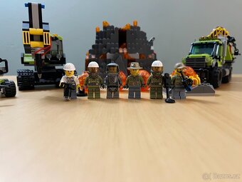 Prodám sety Lego City 60121, 60122, 60123, 20124 - Sopka - 6
