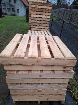 Dřevěné palety na nábytek. - 6