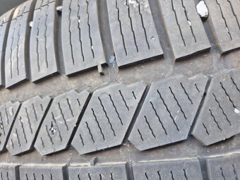 325/35 R22 114W XL WinterContact TS860S // DOT3723 // 4mm+ - 6