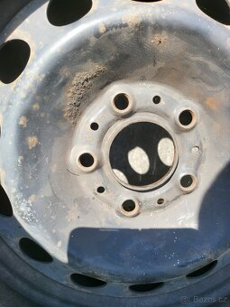 Plechové disky na kola pro BMW , 16" včetně zimních pneu - 6