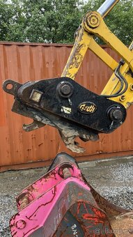 Na prodej: Pásové rypadlo KOMATSU PC240 LC-10 (2016) - 6