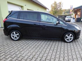 Ford C-Max grand 1,6 benzín - 7 míst - 6