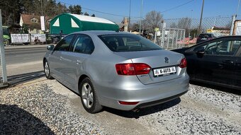 Volkswagen Jetta 1.2TSi 77kW ALU,PDC,Klima - 6