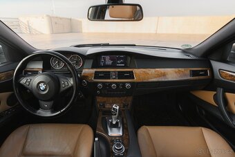 BMW e61 525xd 2009 Facelift - 6