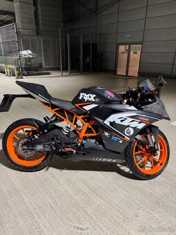 KTM RC 125 - 6