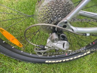 Prodám horské kolo Specialized Rockhooper - 6
