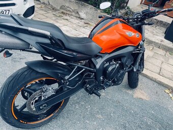 Yamaha fz6 - 6
