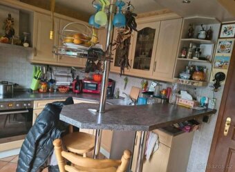 Béžová venkovská linka se spotřebiči,5453 - 6