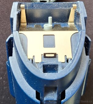 Holící strojek Philips HQ-C281 na náhradní díly + zdroj - 6