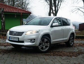 Toyota RAV4 2.2l D-CAT 180 Premium - 6