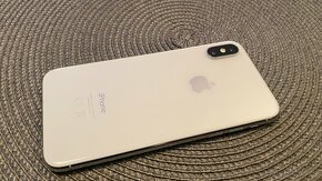 Apple iPhone XS 64GB, příslušenství, 3400Kč - 6