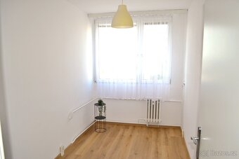 Pronájem bytu 3+kk 56 m² s lodžií - 6