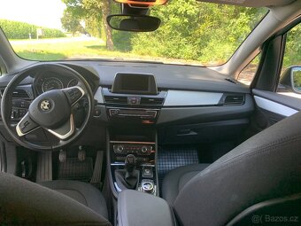 BMW 216I Active Tourer - TOP STAV - 6