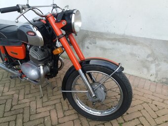 Jawa Californian 350 - 6