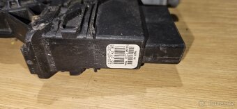 motory spouštění oken/ řídící jednotky dveří koncern vozidla - 6