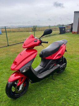 Malaguti f 15 skútr - 6