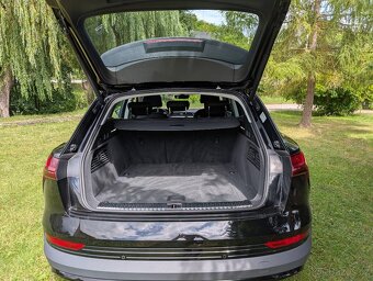 Audi e-tron 50, quattro, model 2022, 71kwh, 230kw - 6