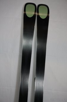 Carvingové lyže Kästle MX 83 - 6