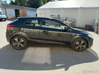 Kia ceed sport coupe 1.6CRDi - 6
