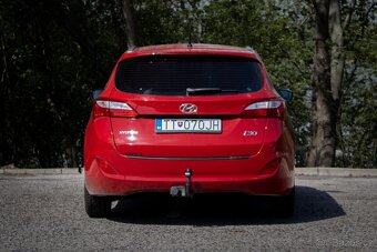 Hyundai i30 CW 1.4i MPI 16V DOHC Classic - 6