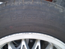Hliníková límcová kola . EXIP 4x11- pneu Michelin 195/65R15 - 6
