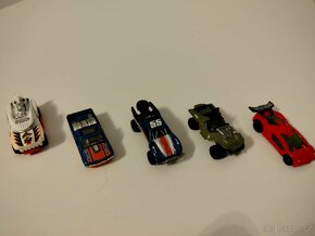 Auta Hotwheels - 6