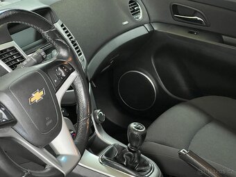Chevrolet Cruze 96 kW, 1.7 CDTI, AC, P. SENZORY - 6