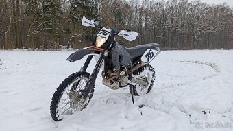 Husaberg FE 550 - 6