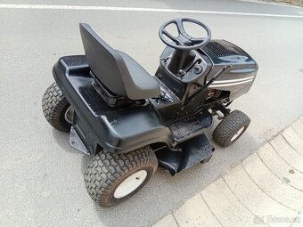 Prodám zahradní traktor Partner 15hp - 6