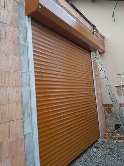 Rolovací vrata zateplené nové i montaž - 6