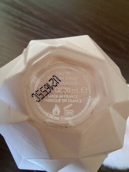 Prázdné flakony od značkových parfémů - 6