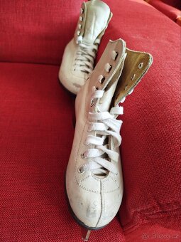 Dívčí brusle 34 - 6