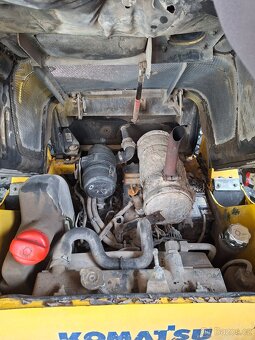 Smykovy nakladac komatsu sk818 utility - 6
